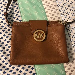 Michael Kors cross body purse